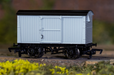 Bachmann 77412 HO Scale Thomas &amp; Friends 12 Ton Box Van - Gray