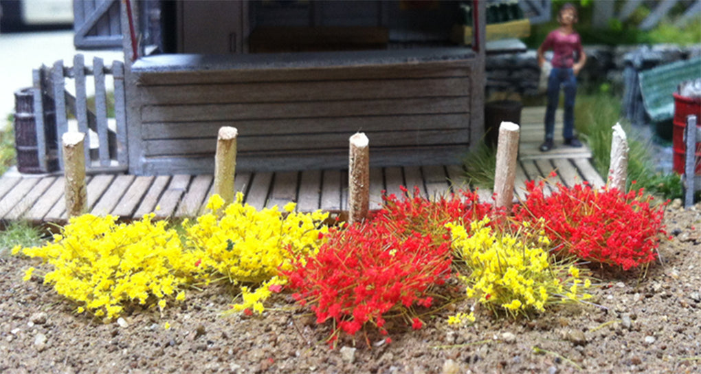 Bachmann SceneScapes 31034 Yellow & Red Grass Tufts 6mm / 1/4" (100 Pack)