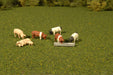 Bachmann SceneScapes 33168 O Scale Pig Figures (7 Pack)