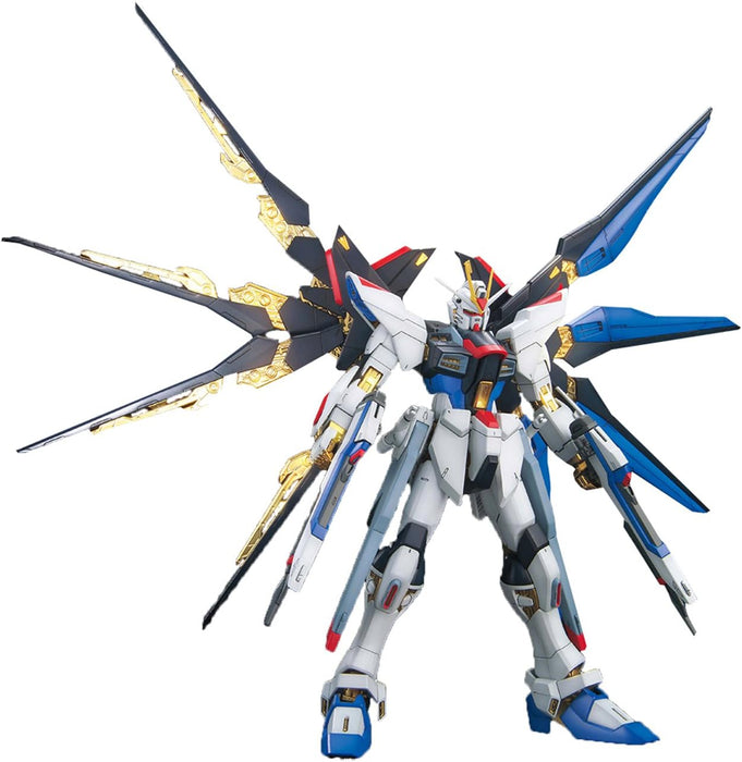 Bandai 2000634 1/100 MG Strike Freedom Gundam Full Burst Mode Mobile Suit (Gundam SEED)