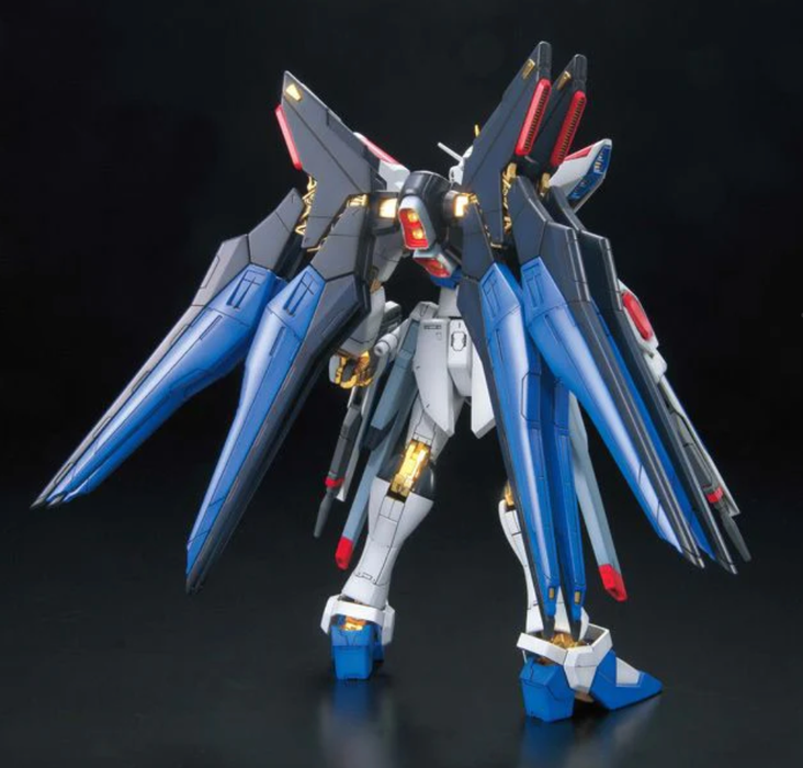Bandai 2000634 1/100 MG Strike Freedom Gundam Full Burst Mode Mobile Suit (Gundam SEED)