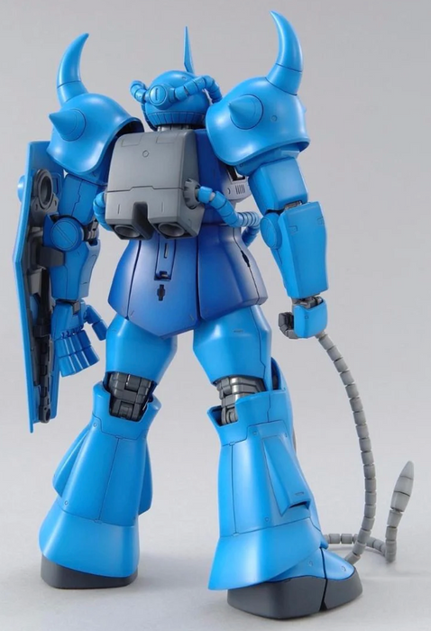 Bandai 2054512 1/100 MG MS-07B Gouf (Ver. 2.0) Mobile Suit Gundam