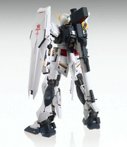 Bandai 2167683 1/100 MG RX-93 Nu Gundam (Ver. Ka) 'Char's Counterattack'