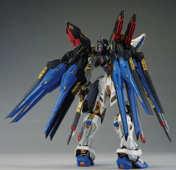 Bandai 2583176 1/100 MG MGEX ZGMF-X20A Strike Freedom Gundam "Gundam SEED"