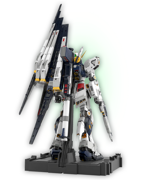 Bandai 2773843 1/60 PG RX-93 Nu Gundam Mobile Suit "Char's Counterattack"