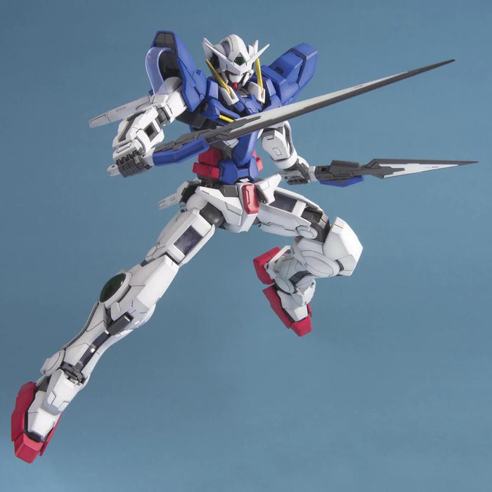 Bandai 5061586 1/100 Master Grade Gundam Exia "Gundam 00"