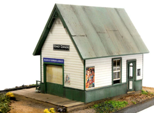 Banta Modelworks 6108 O Scale Donkey Corners Depot Craftsman Kit