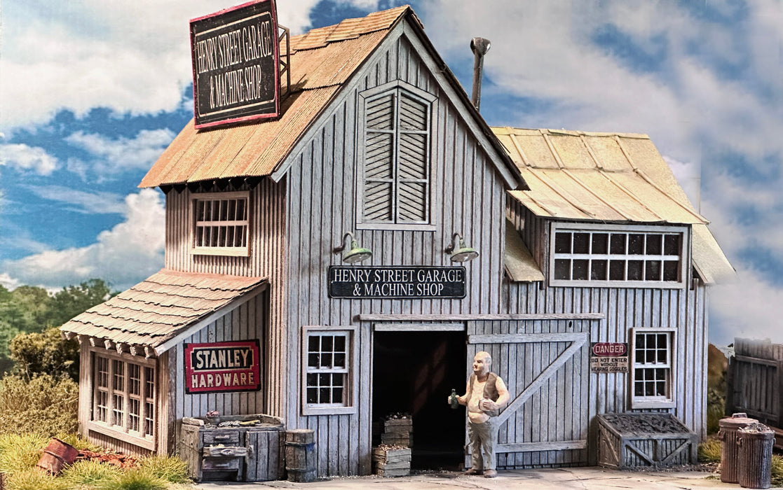 Bar Mills Scale Model Works 114 O Scale Henry Street Garage and Machine Shop Craftsman Kit