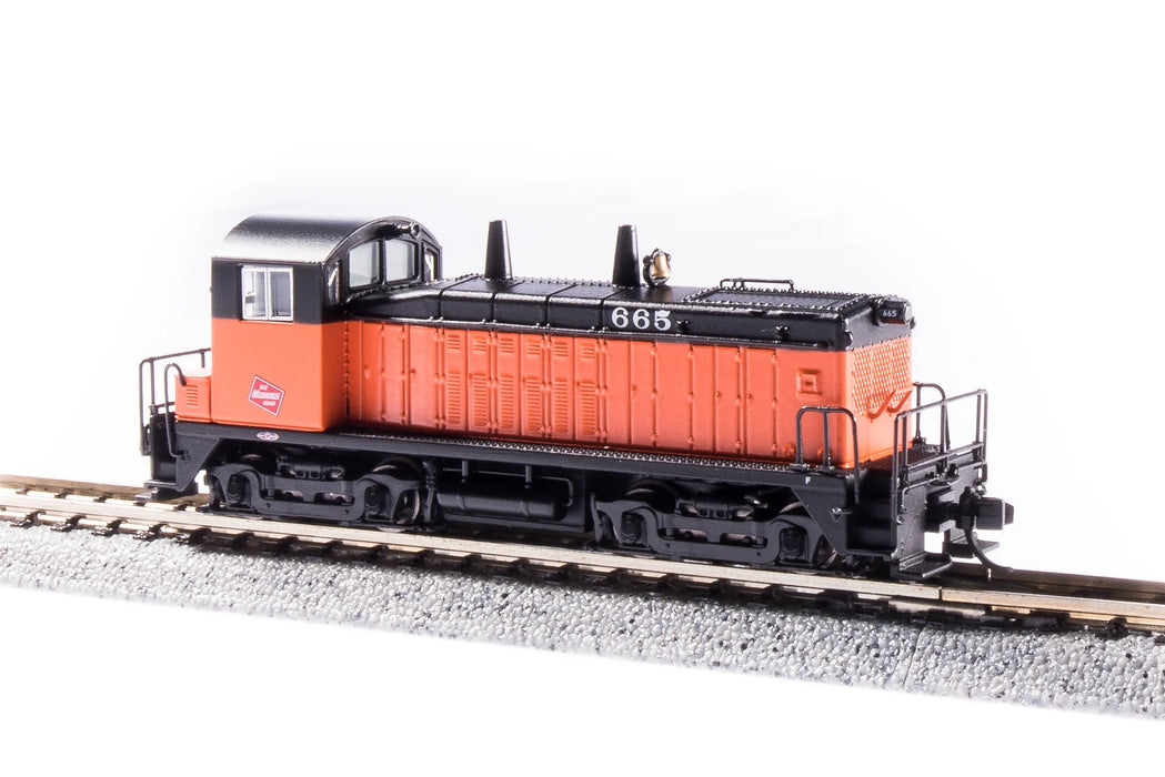 BLI 3919 N Scale EMD NW2 Diesel Milwaukee Road MILW 672 Paragon4 DCC
