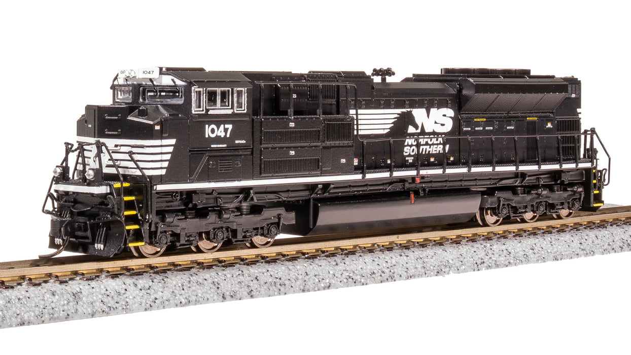 BLI 8411 N Scale EMD SD70ACe Diesel Norfolk Southern NS 1055 Paragon4