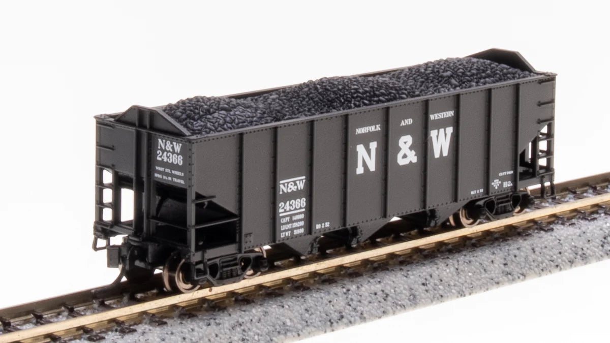 BLI (Broadway Limited Imports) 7143 N Scale H2a 3 Bay Hopper N&W 24027 (1)