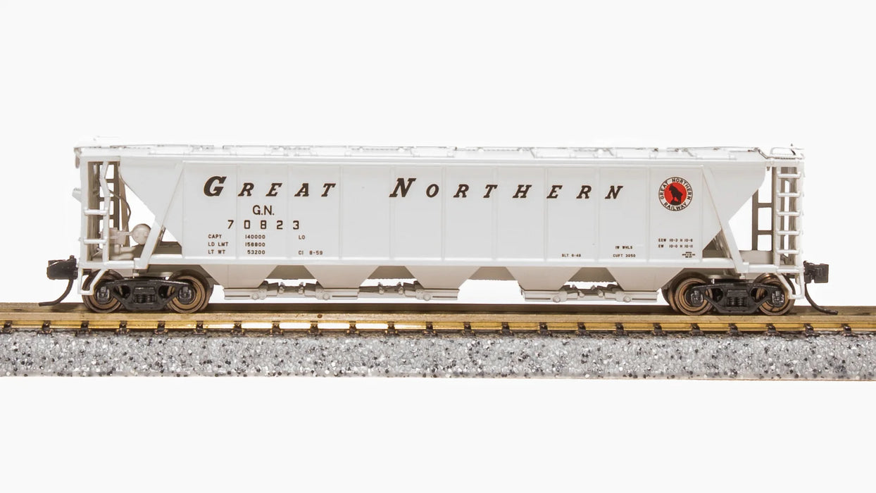 BLI (Broadway Limited Imports) 7261 N Scale H32 Covered Hopper Great Northern GN (2 Pack)