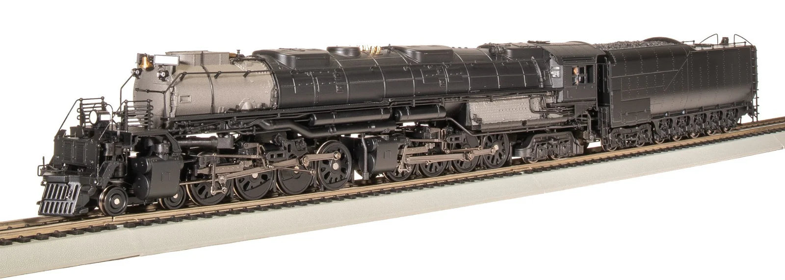 BLI HO Scale Big Boy 4-8-8-4 UP with As-Delivered Aftercooler 1941
