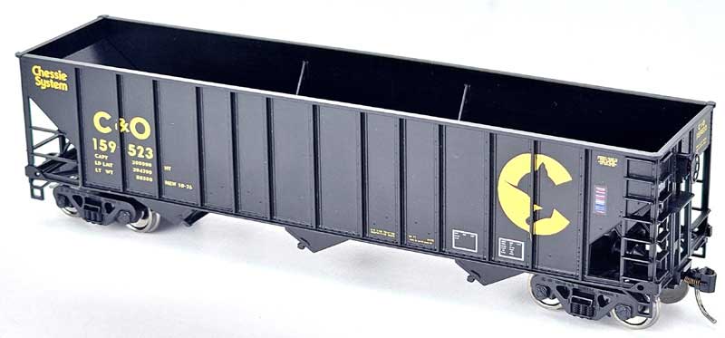 Bowser HO Scale 100 Ton 3-Bay Hopper Chessie System C&O