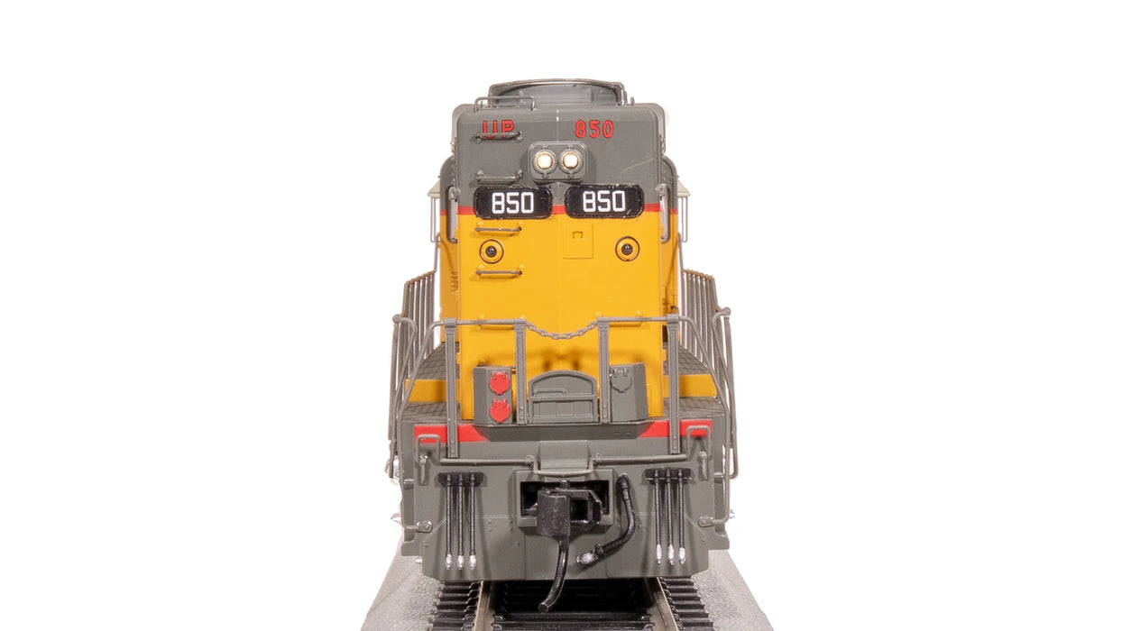 Broadway Limited BLI 7582 HO Scale EMD GP30 Union Pacific "Shield" UP 850 Paragon4