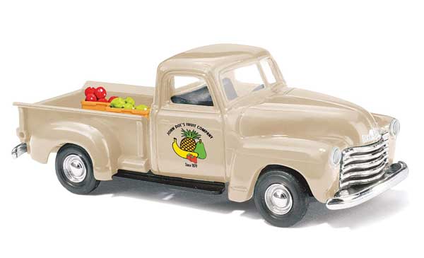 Busch 48245 HO Scale 1950 Chevrolet Pickup Truck with Fruit Crate Load