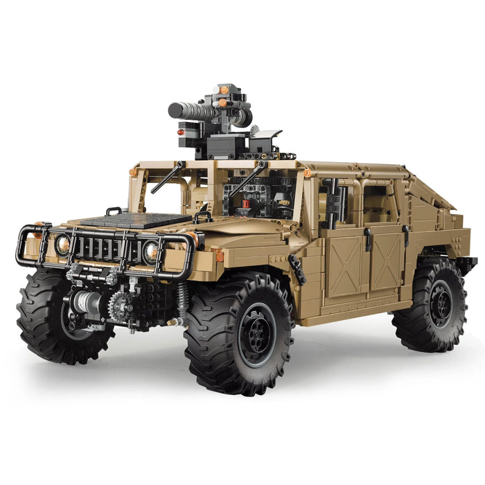 CaDA C61036W 1:8 Military HUMVEE 3935 Piece Building Block Set