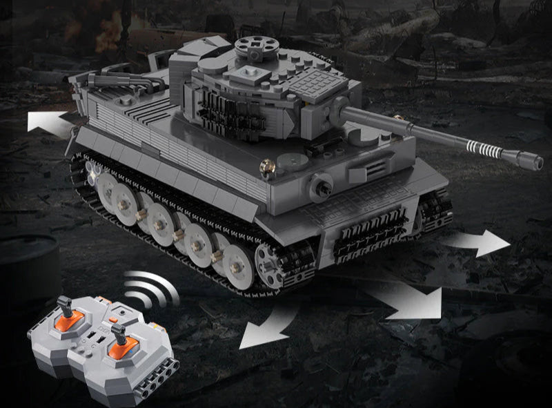 CaDA C61071W German Tiger Tank 925 Piece Building Block Set