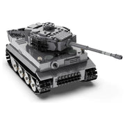 CaDA C61071W German Tiger Tank 925 Piece Building Block Set