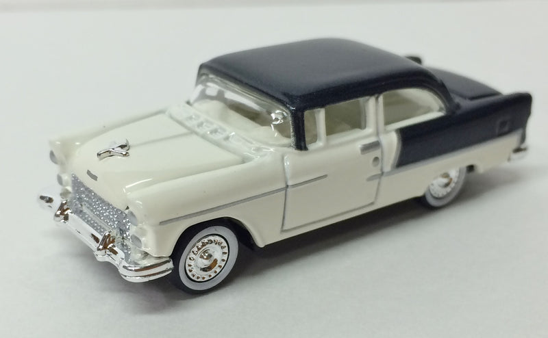 Classic Metal Works 30128 HO Scale 1955 Chevy Bel Air Sedan - Black/White