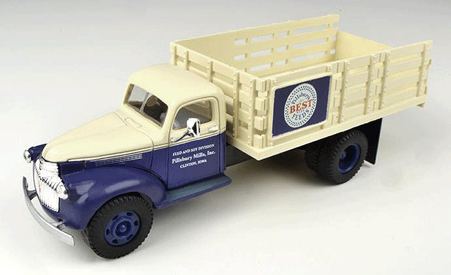 Classic Metal Works 30341 HO Scale 1941/46 Chevy Stakebed Truck - Pillsbury Feeds