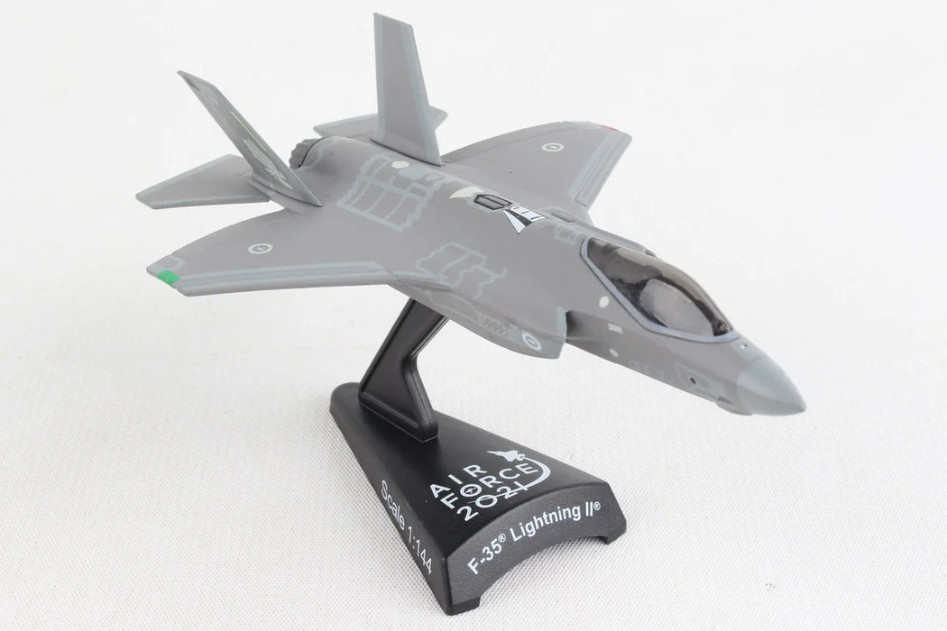 Daron PS5602-2 Postage Stamp 1/144 F-35 Lightning II variant A RAAF