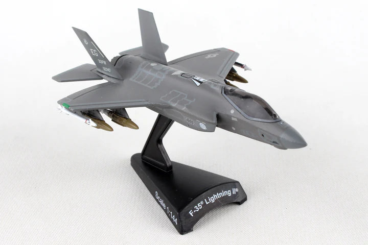 Daron PS5602 Postage Stamp 1/144 F-35 Lightning II A