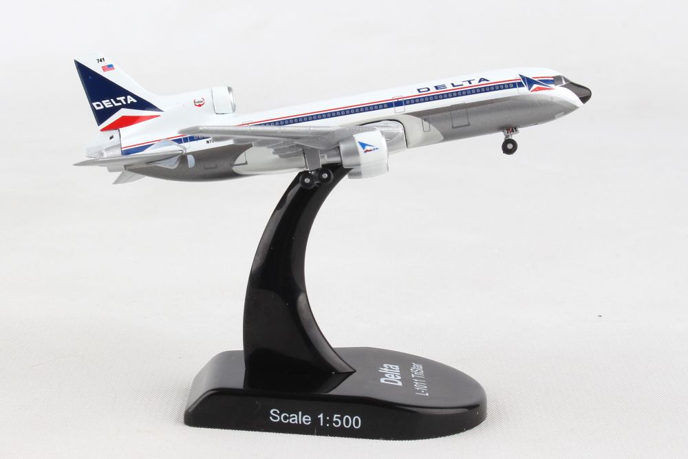 Daron PS5813-2 Postage Stamp 1/500 DELTA L-1011-500 TriStar
