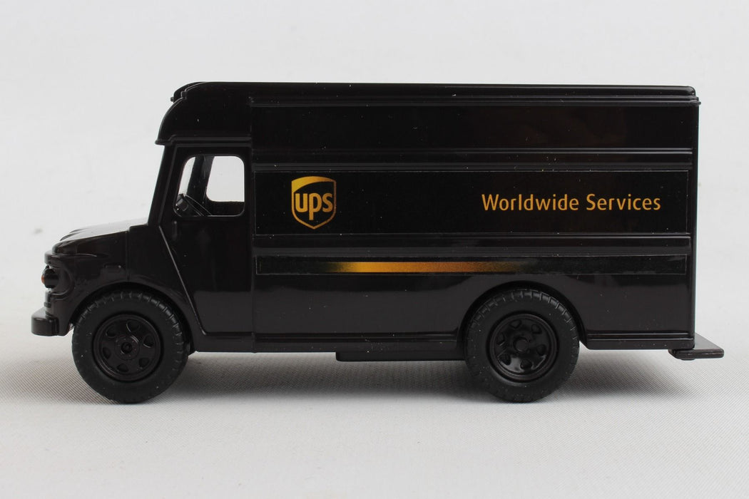 DARON RT4349 UPS Pullback Package Car