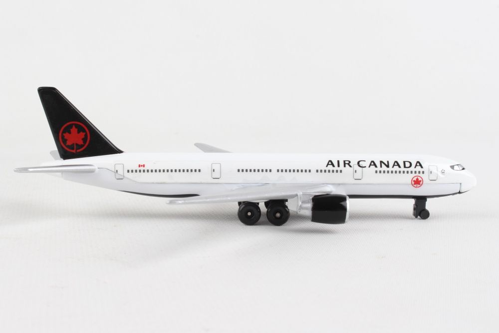 DARON RT5884-1 Air Canada Die Cast Model Plane