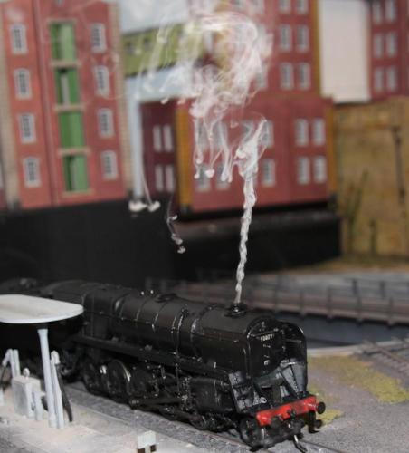 Deluxe Materials AC21 Living Steam