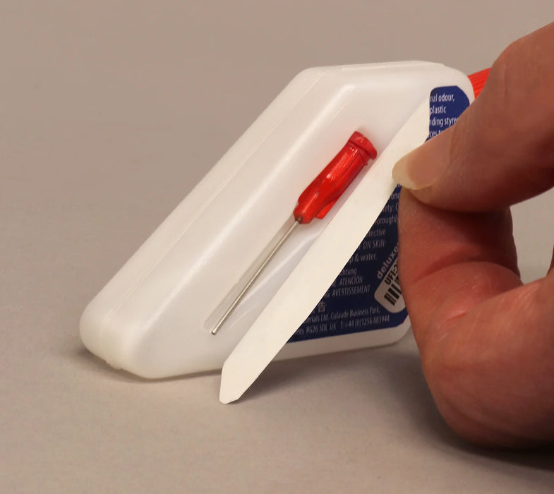 Pin Point Presio Deluxe Materials AD92 Pin Point Precision Plastic Glue .9oz — White ...