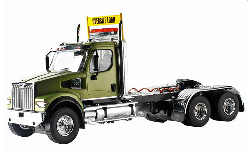 Diecast Masters 27009 1/16 Scale RTR Western Star 49X SFFA Tridem Axle Heavy Haul Tractor