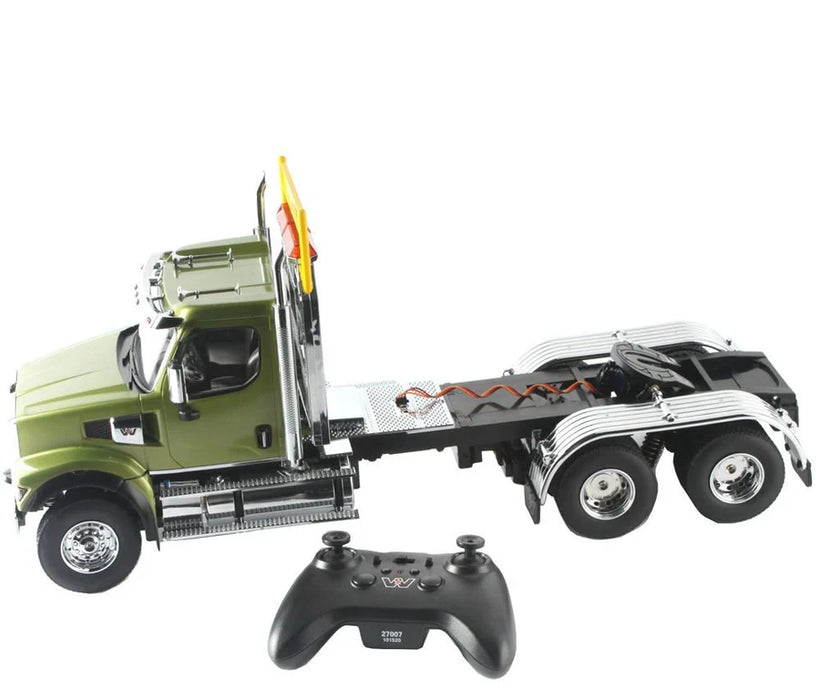 Diecast Masters 27009 1/16 Scale RTR Western Star 49X SFFA Tridem Axle Heavy Haul Tractor