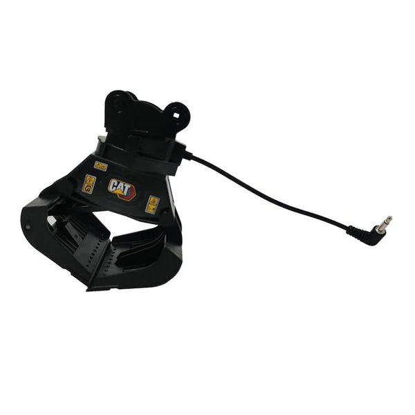 Diecast Masters 28005 1/16 Scale RTR RC Caterpillar 320 Hydraulic Excavator with Grapple and Hammer Attachments