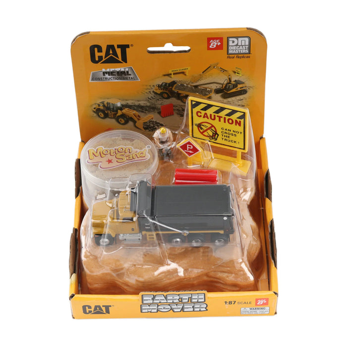 Diecast Masters 84556 Earth Mover 1/87 Cat® CT681 Dump Truck Playset