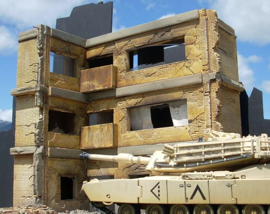 Dioramas Plus 12 1/35 Ruined Large 3-Story Brick Apartment Building (12"x8"x11")