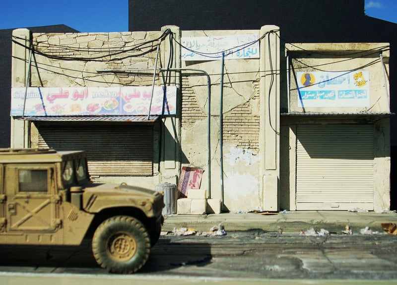 Dioramas Plus 18 1/35 Iraqi Street Building Front with Base (8"x10.5")