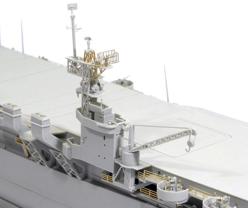 Dragon Models 1024 1/350 U.S.S. Independence CVL-22 (SmartKit) Model Ship Kit