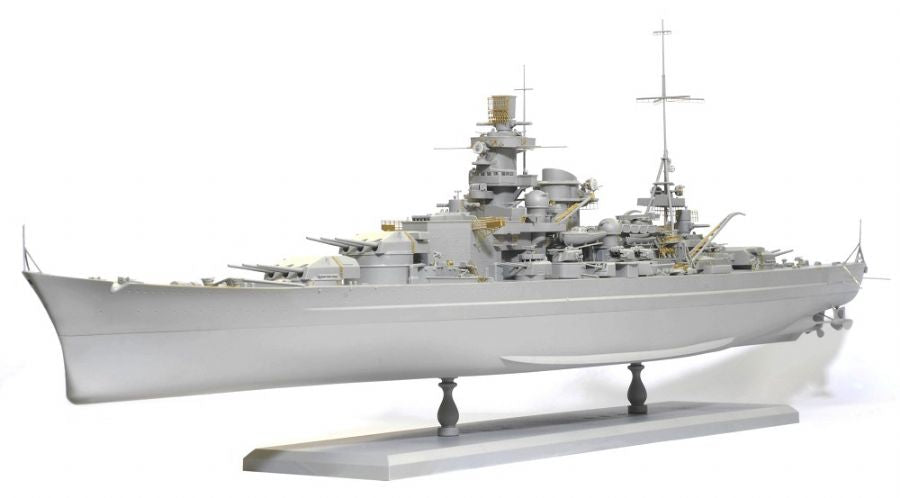 Dragon Models 1040 1/350 German Battleship Scharnhorst 1943 (SmartKit) Model Ship Kit