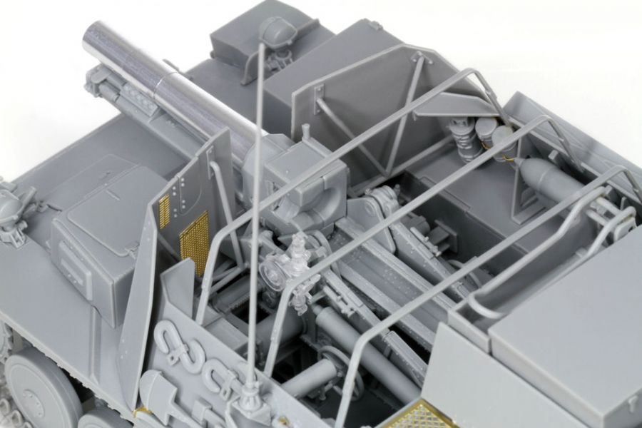 Dragon Models 6440 1/35 Bison II 15cm s.IG 33 (Sfl.) auf Pz.Kpfw.II Model Kit