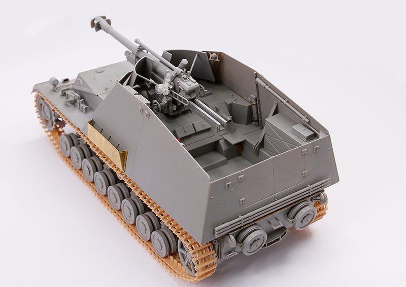 Dragon Models 6535 1/35 Sd.Kfz.165 Hummel-Wespe Model Kit
