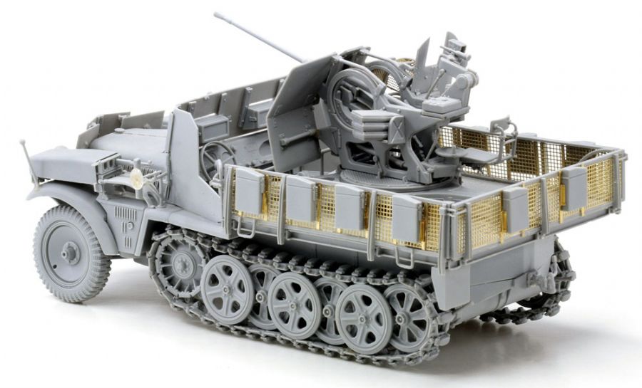 Dragon Models 6677 1/35 Sd.Kfz.10/5 w/Armoured Cab fur 2cm flak 38 Model Kit