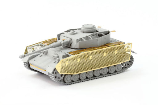 Dragon Models 7629 1/72 Pz.Kpfw. IV Ausf. J Final Production Model Tank Kit