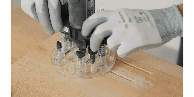 Dremel 335-01 Plunge Router Attachment