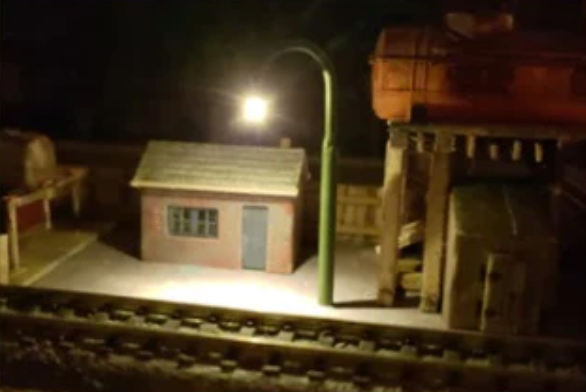 Dwarvin DVSL201 N Scale Fiber-Lit Swan / Goose Neck Lamps (3 Pack)