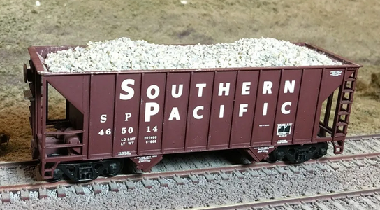 F&N Hobbies 81703 HO Scale Gravel Load for Walthers 100 Ton 2 Bay Hopp ...