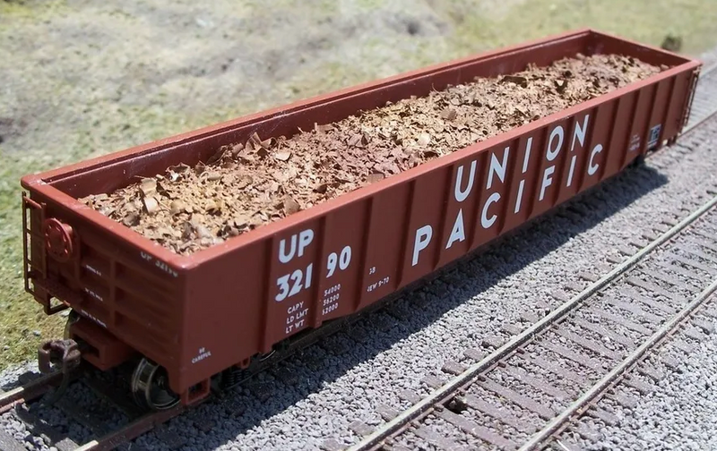 F&N Hobbies 81712 HO Scale Scrap Metal Load for 53' Walther's Gondola