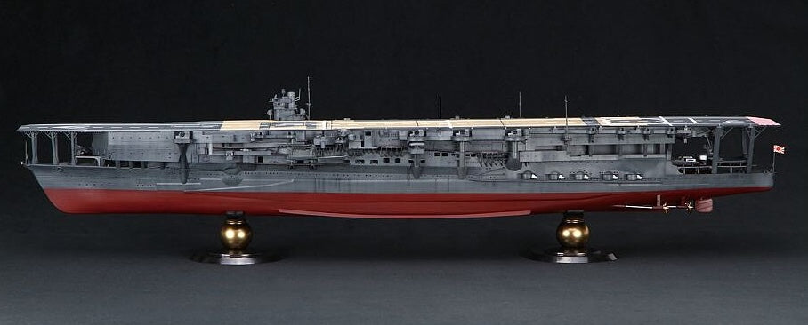 Fujimi 60084 1/350 IJN Kaga Aircraft Carrier with Crew Figures Model Ship Kit