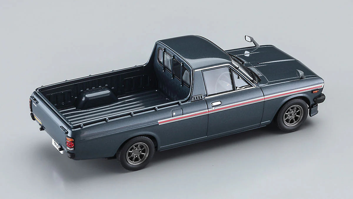 Hasegawa 20552 1/24 Nissan Sunny Truck (GB122) "Late Version" w/Chin Spoiler Model Kit